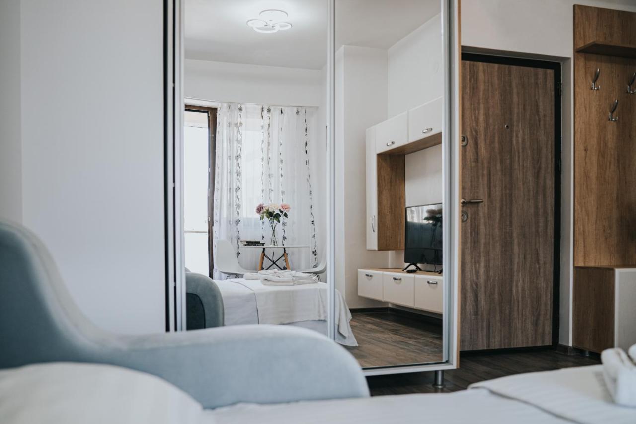 Palas Mall - Cozy Studios And Flats Iasi Bagian luar foto